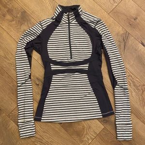 Lululemon quarter zip LIKE NEW